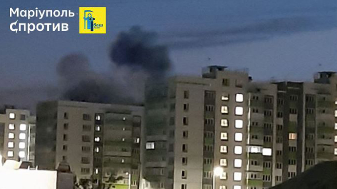 В окупованому Маріуполі пролунали вибухи: палало в аеропорту, де облаштувались росіяни 