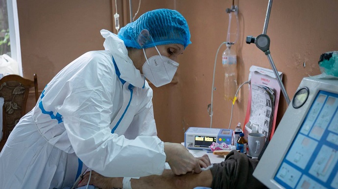 Україна – 4-та у світі за добовою смертністю від коронавірусу
