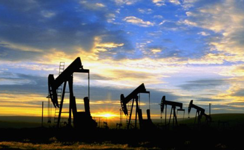 Ціна нафти впала нижче 33 доларів