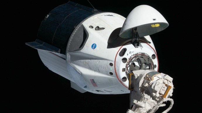 Впервые в истории корабль Crew Dragon повторно пристыковался к МКС