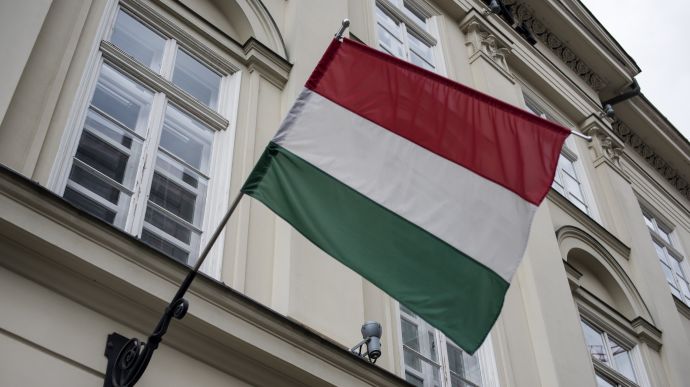 Hungary blocks joint EU statement on Putin's arrest warrant in Hague