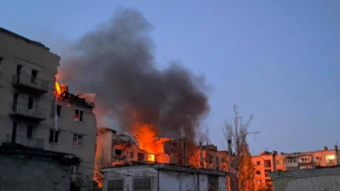 Ракетний удар по Покровську: 7 загиблих, близько 30 поранених, зокрема рятувальники та поліцейські