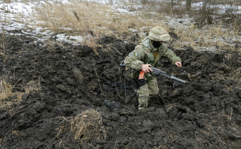 На Донбассе 8 обстрелов, окраина Пищевика обстреляна из 82-мм миномета