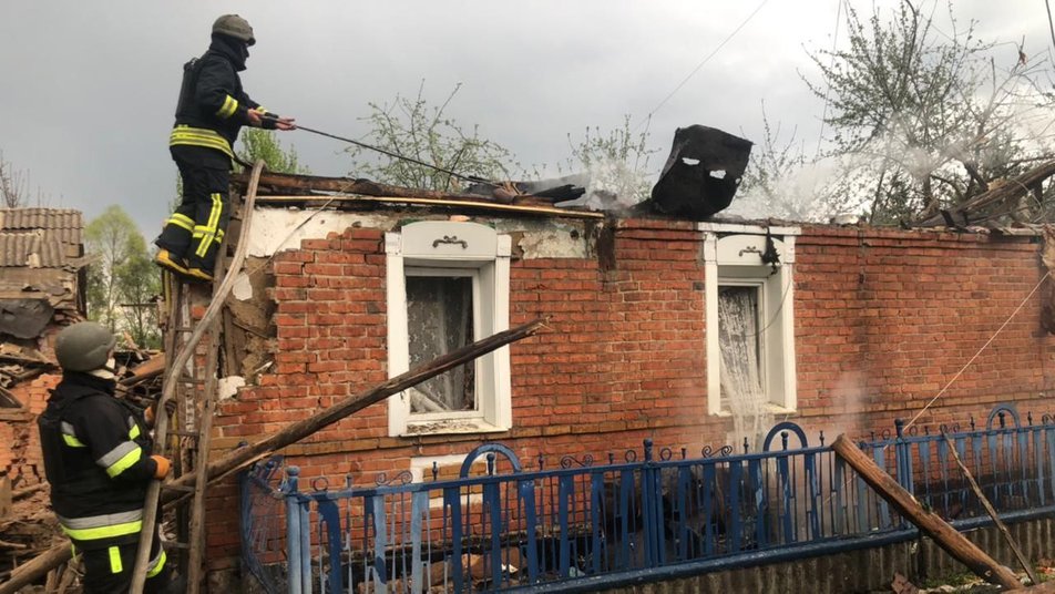 Харьковская область: в Золочеве мужчина погиб от российского снаряда в своем доме