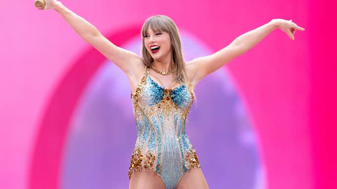 US presidential election: pop star Taylor Swift endorses Harris