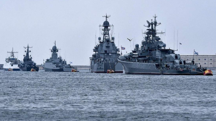 Россия провела артиллерийские стрельбы в Балтийском море, в учениях задействовали 20 кораблей