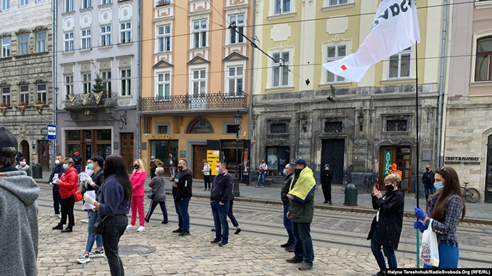 У Львові ФОПи протестували проти карантину, організатора оштрафують