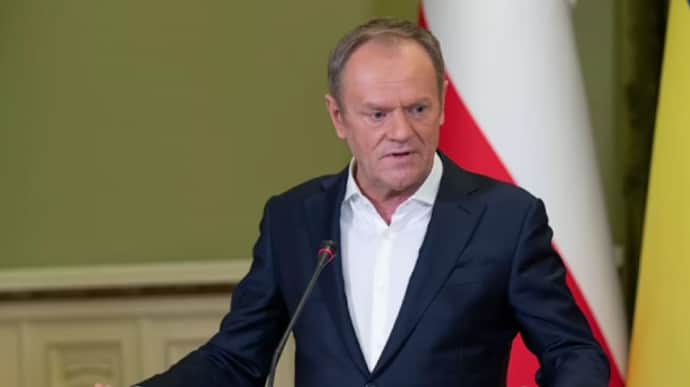 Polish PM suggests Poland may ban grain imports from Russia