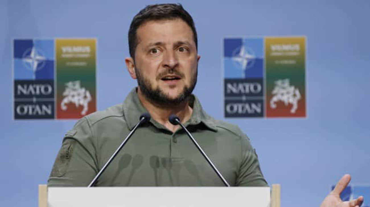 Зеленський: НАТО має бути основою безпекових гарантій, але є варіант