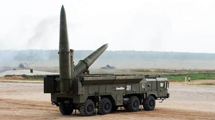 До Білорусі з Росії прибув ешелон із ракетними комплексами Іскандер-М