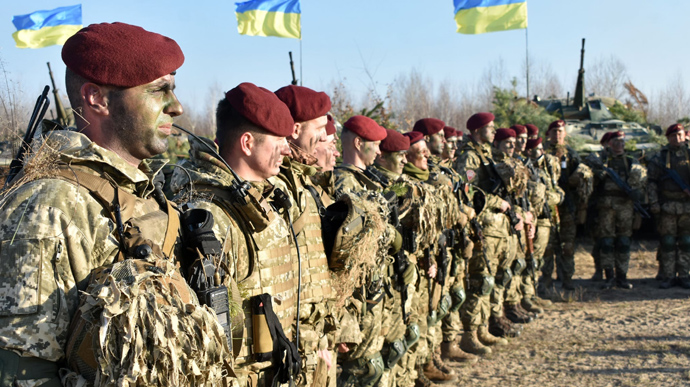 Украинцы стали больше доверять ВСУ и меньше – российским СМИ