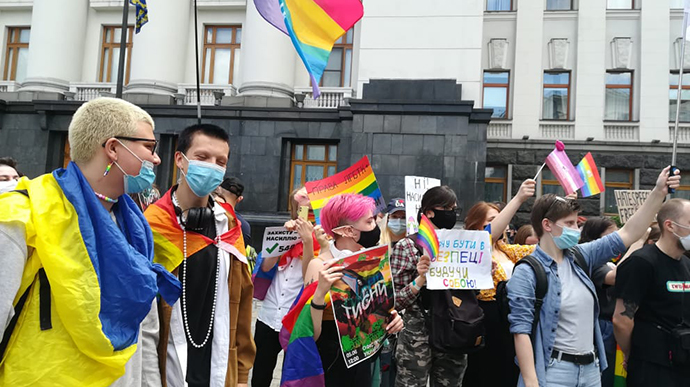 У Києві представники ЛГБТ вимагали ухвалити законопроєкт проти дискримінації