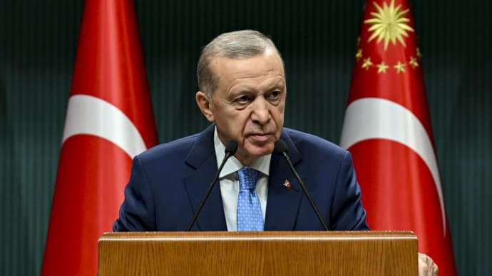Эрдоган снова предложил Украине и РФ переговоры в Стамбуле