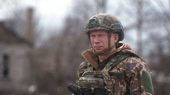 Сырский: Армия РФ слабеет и прикрывает провалы фейками о взятии Бахмута