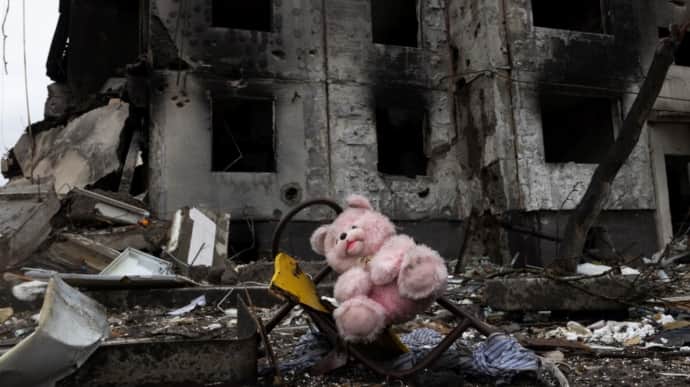 Украина вернула с временно оккупированных территорий еще одну семью с детьми 