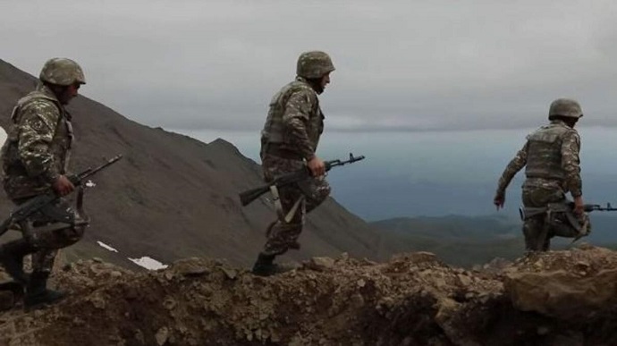 Азербайджан обміняв 15 вірменських військовополонених на карти мінних полів у Карабаху