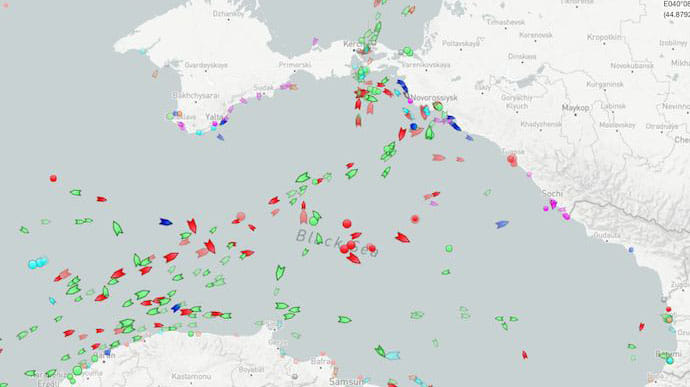 Water areas of Russian Black Sea ports declared zones of military