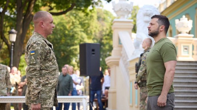 Volodymyr Zelenskyy honours airmen and reveals the secret of success in the sky