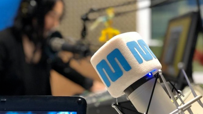 Перша кримськотатарська радіостанція зупинила мовлення в Криму – вдруге за 15 років