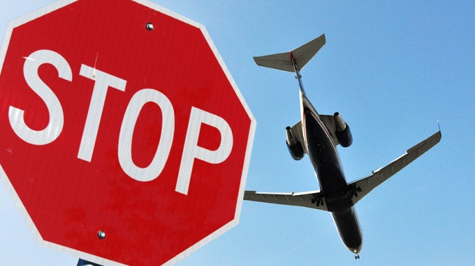 Австрія запроваджує заборону на авіарейси з Британії