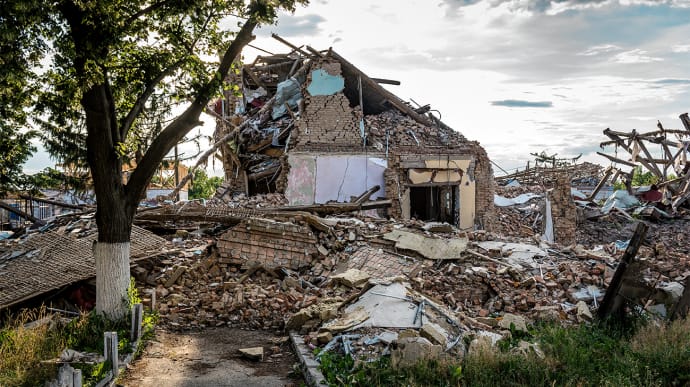 Ukraine to use construction waste from destroyed building for reconstruction