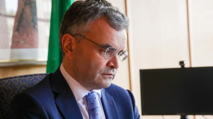 Был на вечеринке во время карантина: ирландский министр подал в отставку
