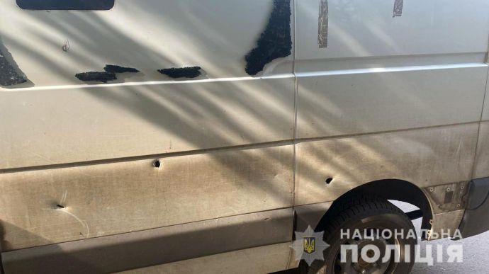 Police car comes under fire in Marinka during evacuation of civilians, casualties reported