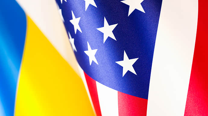 США передають Україні додаткові Stryker і Bradley: новий пакет допомоги на $500 млн