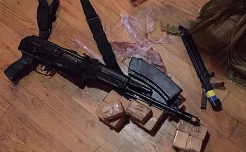 Вдома в учасника прориву Саакашвілі знайшли зброю – поліція