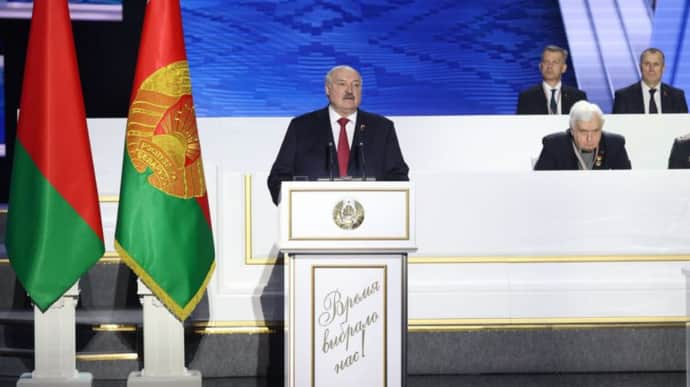 Лукашенко заявив, що Білорусь ще ніколи не жила так добре, як зараз