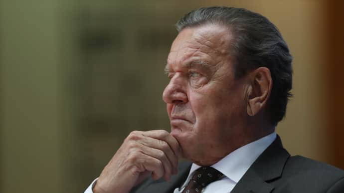 German Health Minister calls on Putin's friend Schröder to leave Social Democratic Party