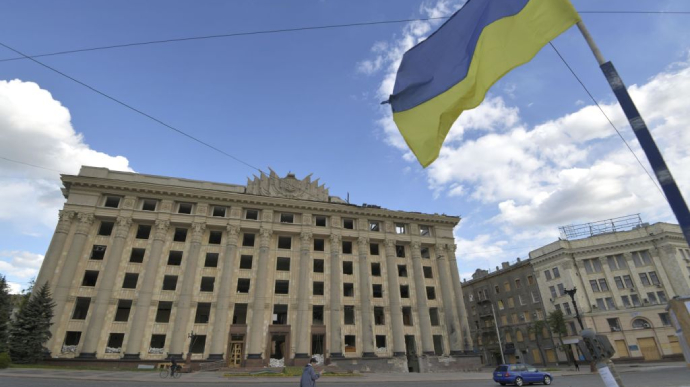 Горожане массово возвращаются в Харьков, но власти не разделяют оптимизма