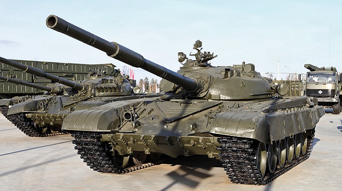 Lukashenko gives more than 50 tanks to Putin in a week 