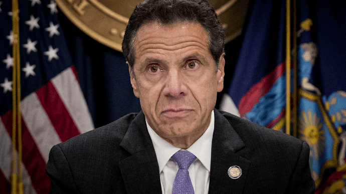 Губернатор Нью-Йорку подав у відставку після звинувачень у сексуальних домаганнях