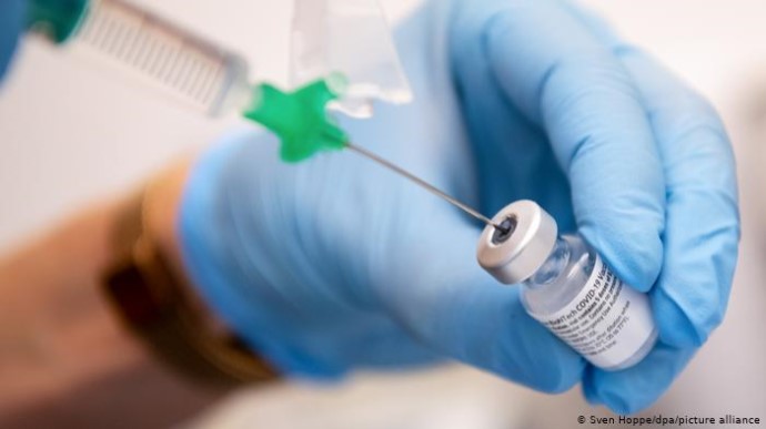 Після масової вакцинації кількість заражень Covid в Ізраїлі різко впала