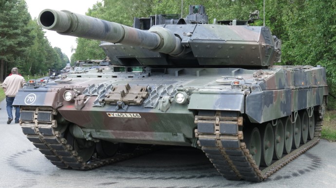 США выступили за поставку в Украину немецких боевых танков Leopard - СМИ