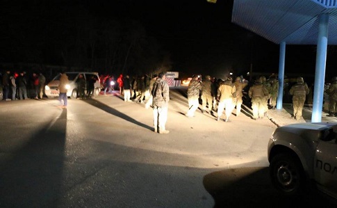 Под Краматорском полиция со стрельбой задержала блокадников