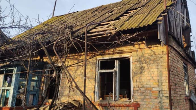 Russians carry out numerous attacks on Nikopol district in Dnipropetrovsk Oblast – photo 