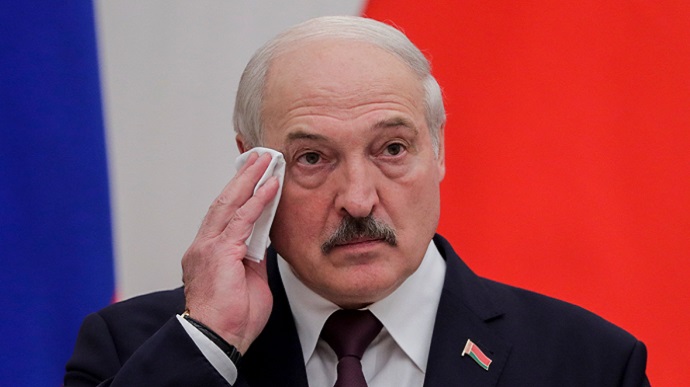 Lukashenko invites Biden to Minsk to end war, saying Putin will join, too