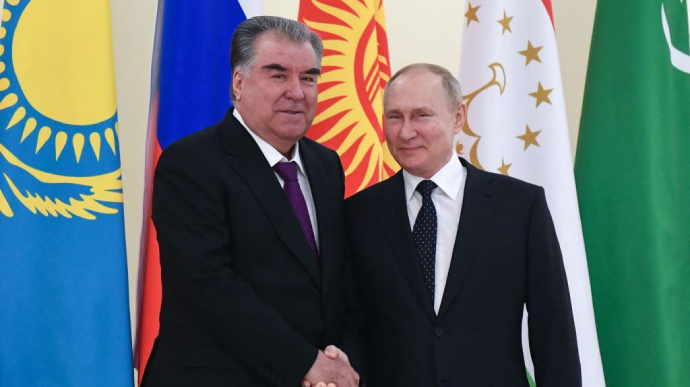 Путін прибув до Таджикистану: вперше залишив Росію після початку повномасштабної війни