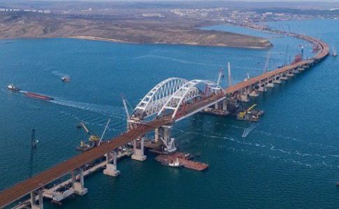 Турчинов про захист Азовського моря: Не буде проблемою знищити міст