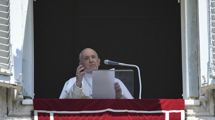 Папа Римский в воскресной молитве вспомнил о наводнениях на Западе Украины