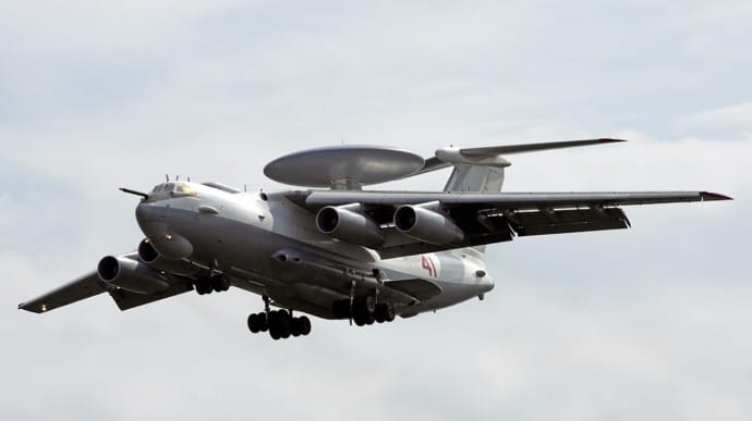 Британська розвідка: Після знищення А-50 РФ доведеться обмежити зону діяльності літаків