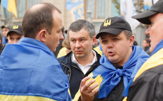 Блокировка Рошен. Зачем Семенченко и Соболев собрались бойкотировать бизнес Порошенко