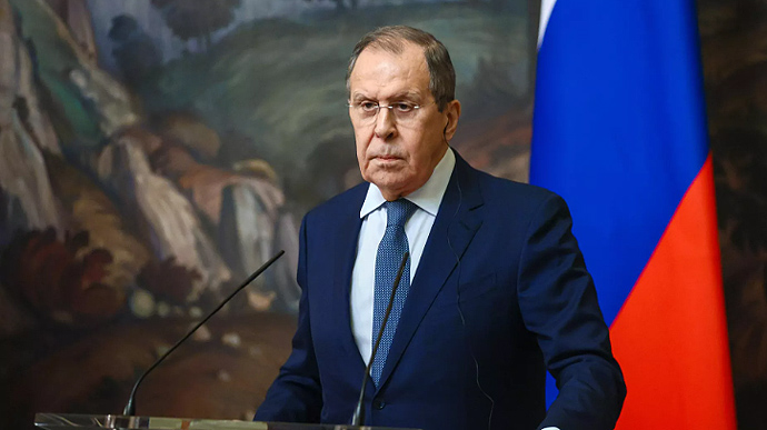 Lavrov is offended that Zelenskyy does not listen to advice of West
