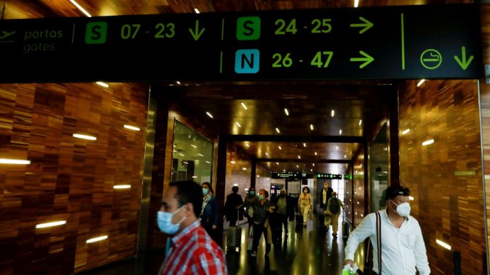 Забастовка в аэропорту Лиссабона - отменено около 200 рейсов