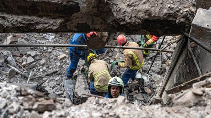У Києві завершили рятувальні роботи після атаки 29 грудня 
