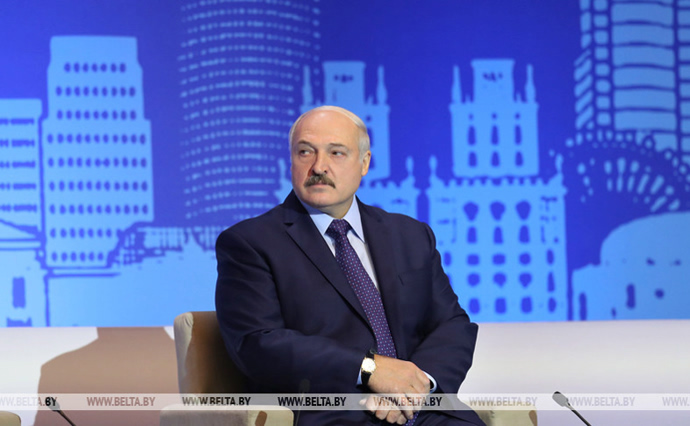 Лукашенко назвав РФ стороною конфлікту на Донбасі, в Кремлі не згодні