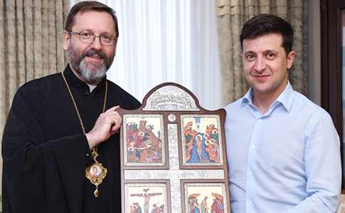 Зеленський закликав УГКЦ транслювати пасхальні богослужіння онлайн