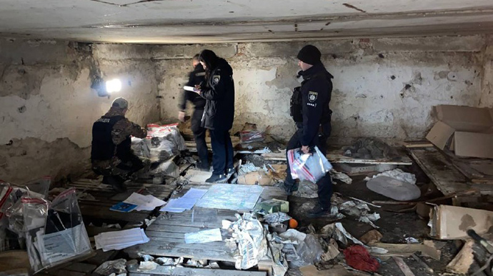 Police find 13 bagfuls of occupiers' secret documents in Izium
